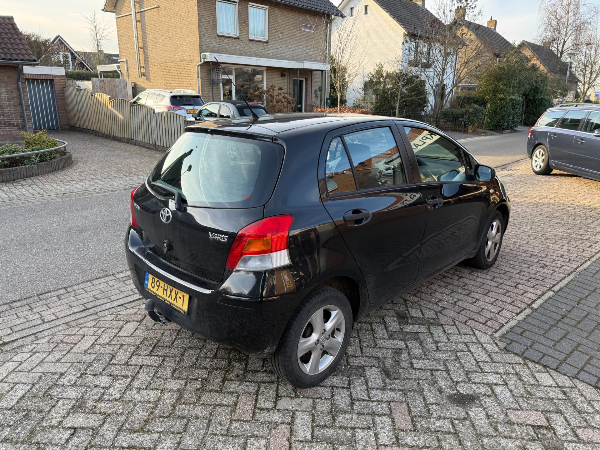 Toyota Yaris 1.0 VVTi Access, foto 2
