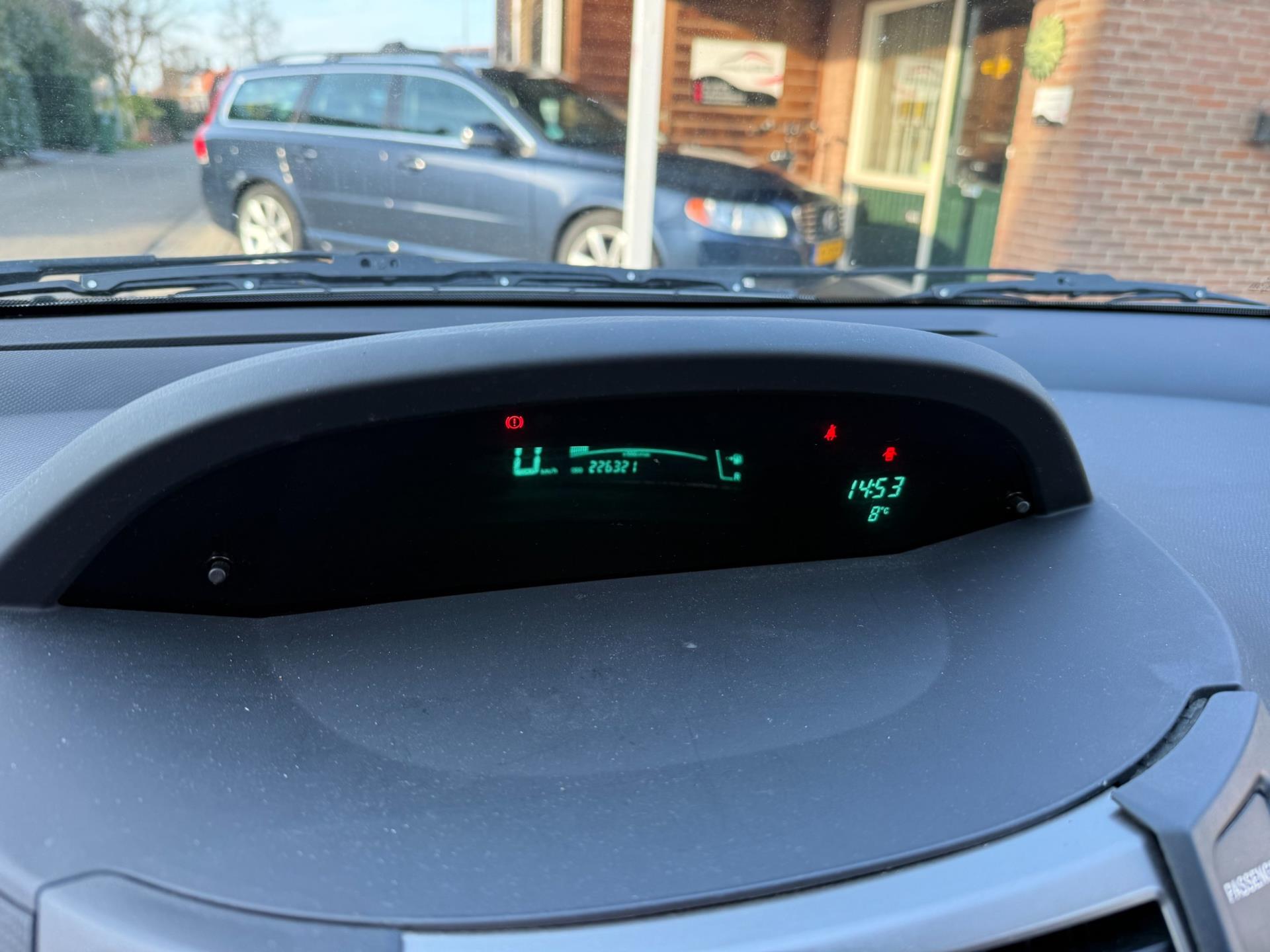 Toyota Yaris 1.0 VVTi Access, foto 5